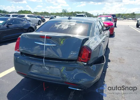 2018 Chrysler 300 Touring from USA, damaged, VIN 2C3CCAAG6JH191222